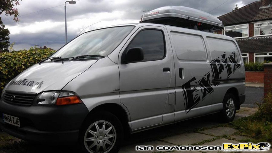 Kamei 450 Roofbox mounted on the ExPix van